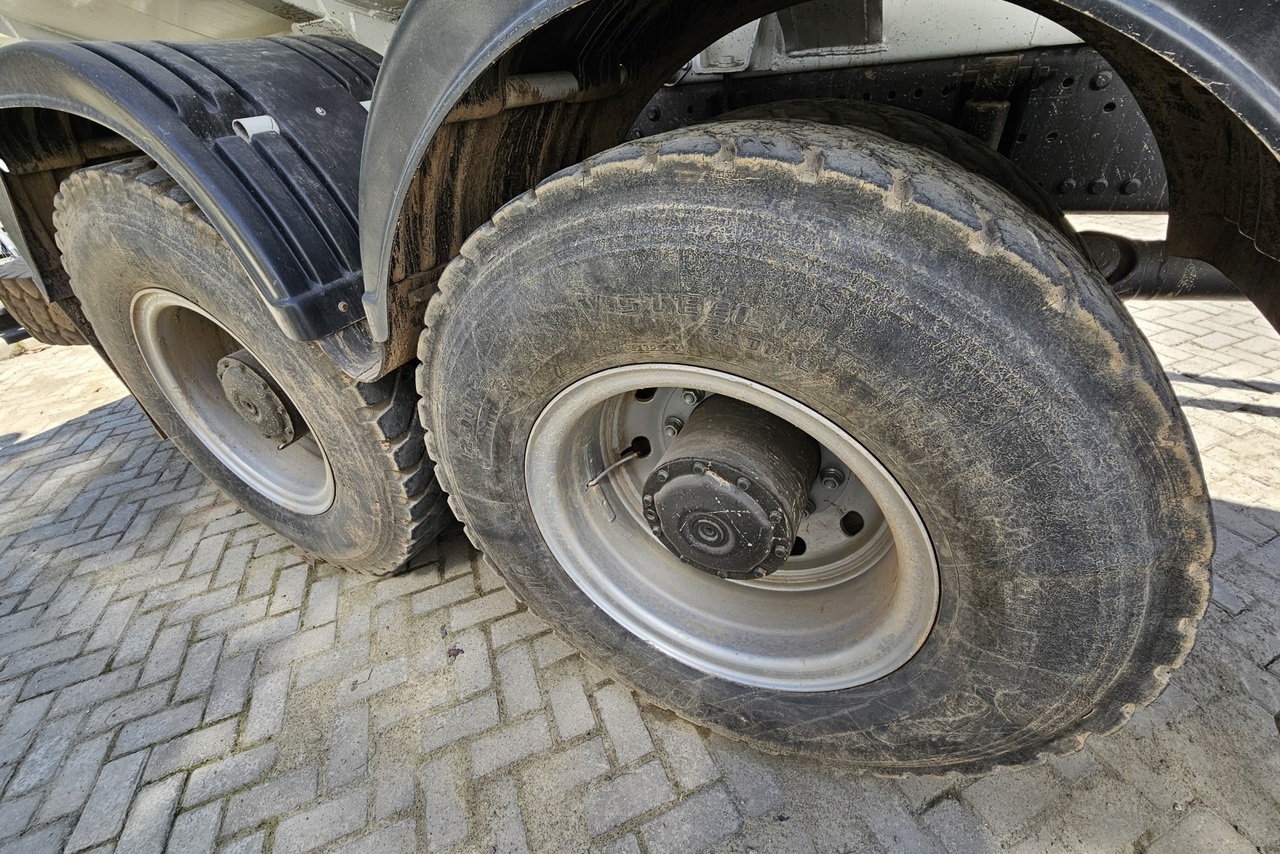 Mercedes Benz Axor 4144 - 11/11 5