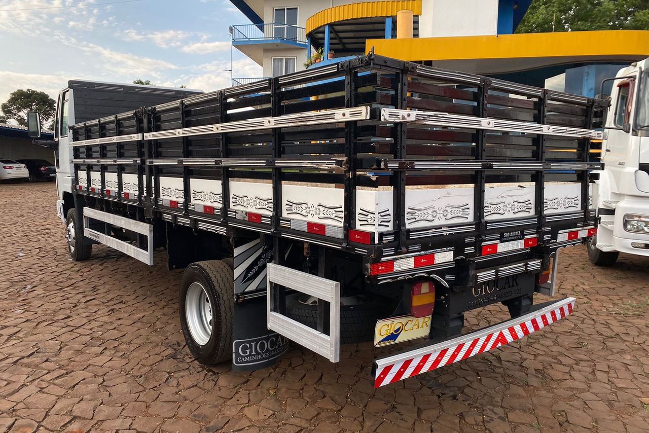 Ford Cargo816 - 12/13 3