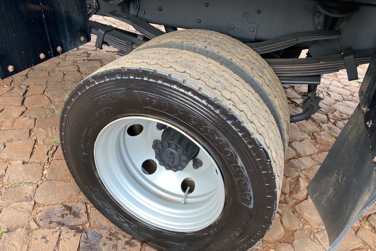 Ford Cargo816 - 12/13 12