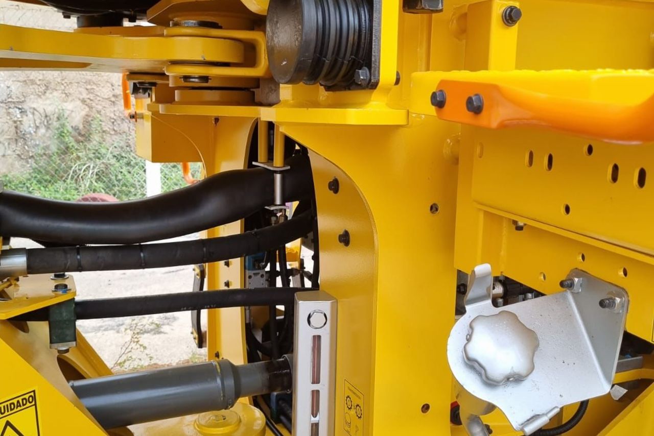 Volvo L90F - 17/17 7