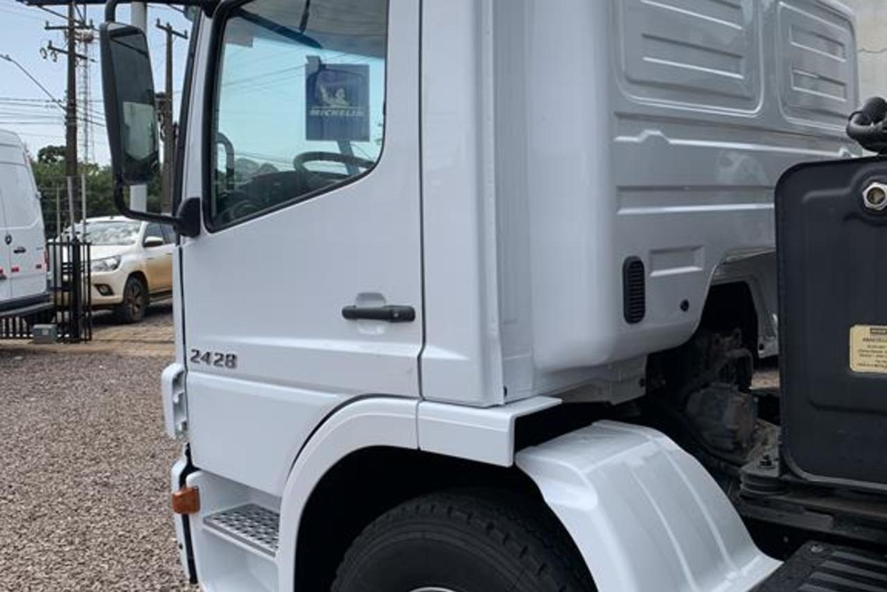Mercedes Benz Atego 2428 - 11/11 2