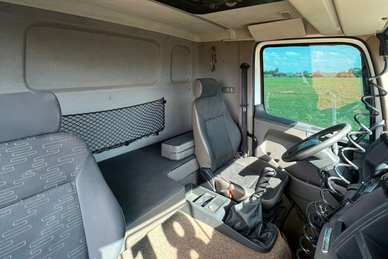 Volkswagen 24-280 E Constellation 8x2 - 17/18 13