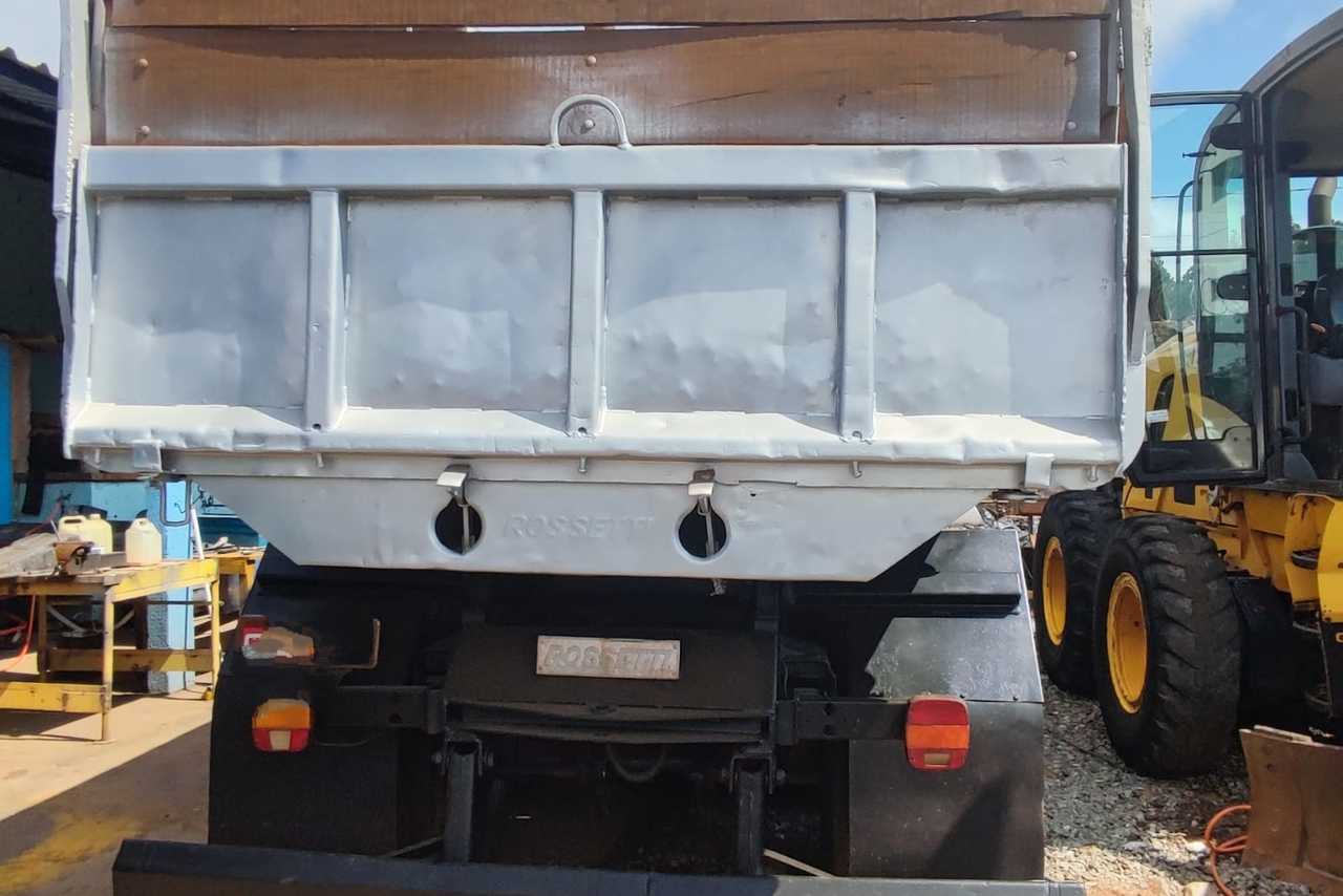 Volkswagen 23 220 - 04/05 5