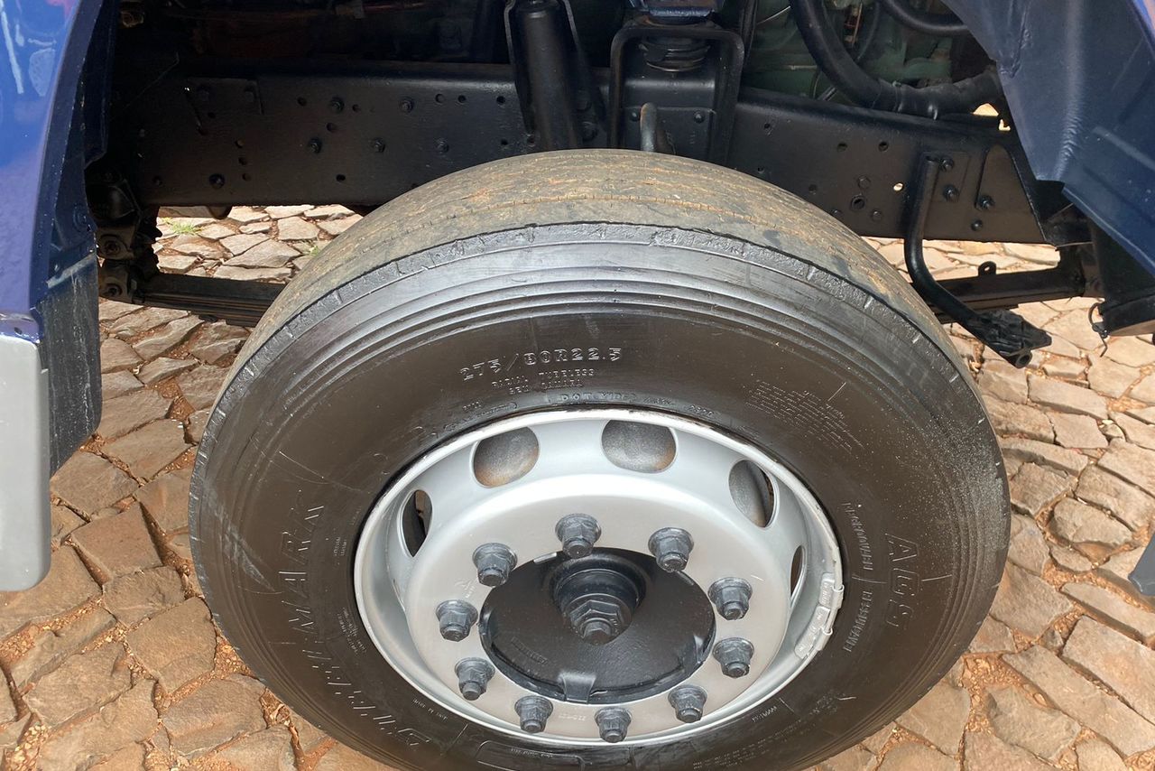 Mercedes Benz MB 1618 - 90/90 10