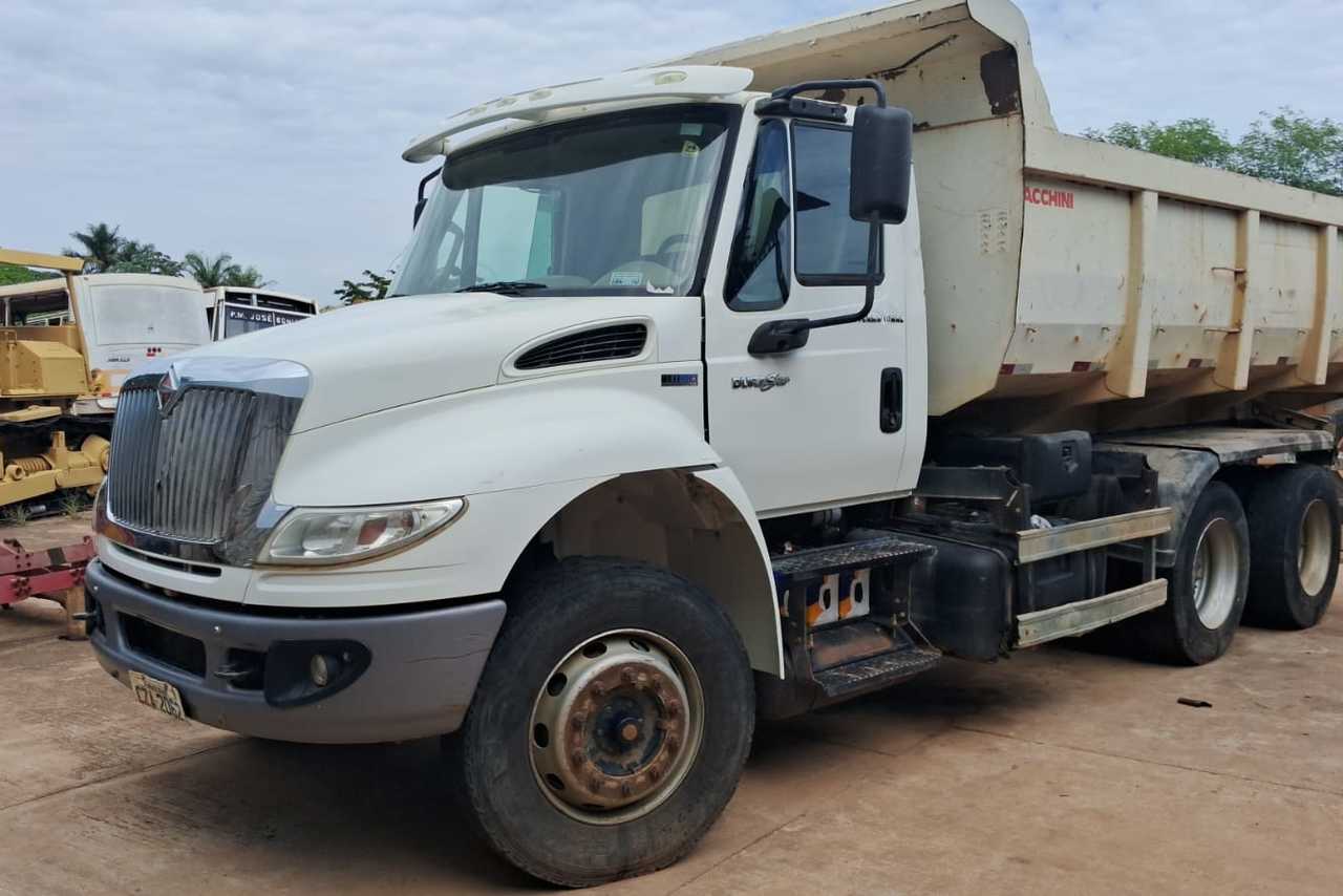 International 4400 - 14/14 5