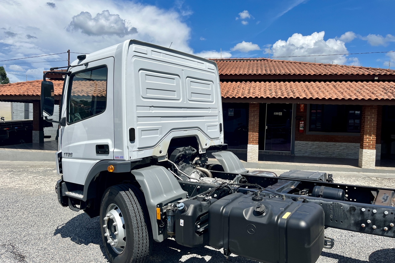 Mercedes Benz Atego 1726 - 22/23 8