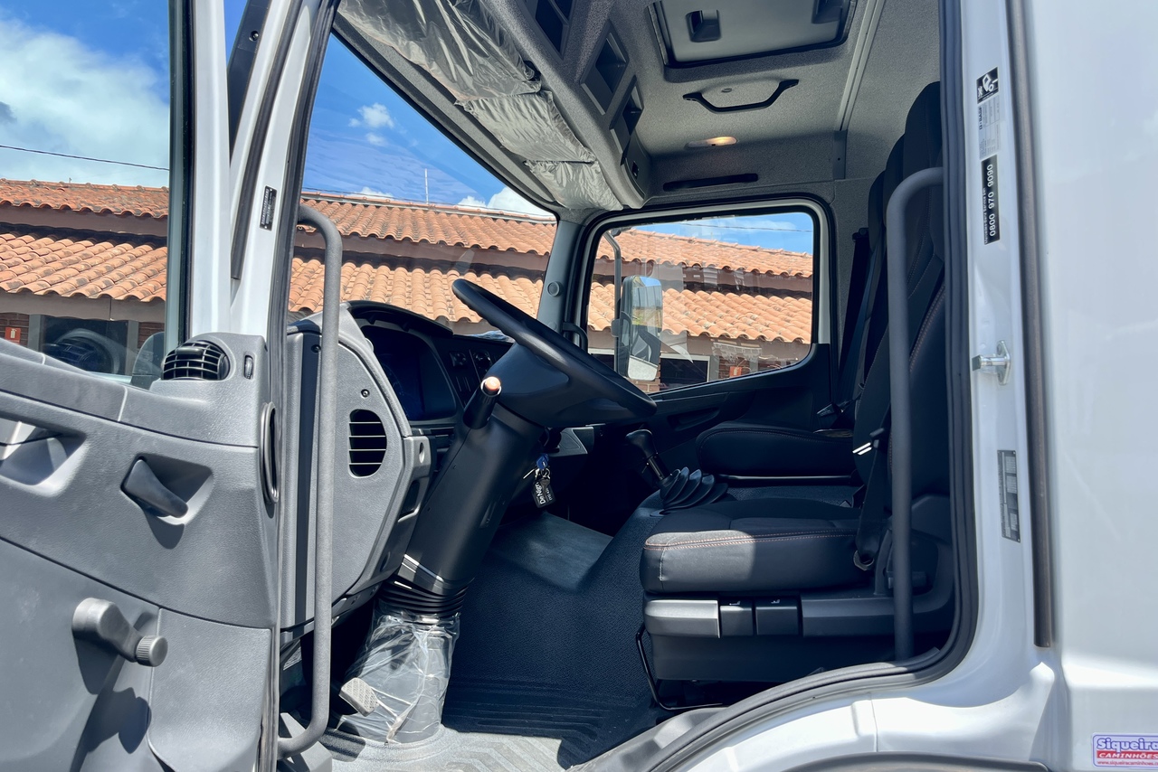 Mercedes Benz Atego 1726 - 22/23 9