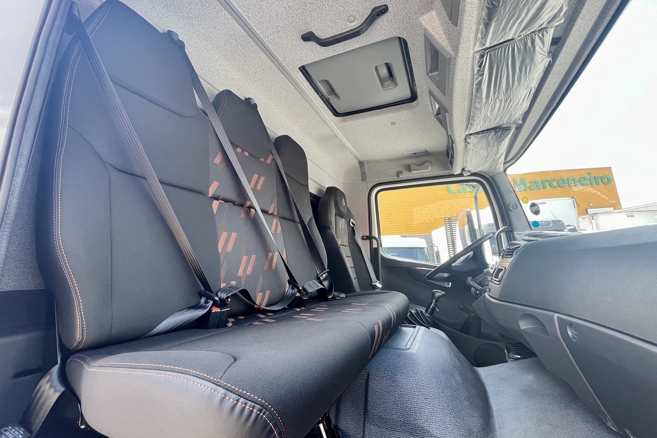 Mercedes Benz Atego 1726 - 22/23 10