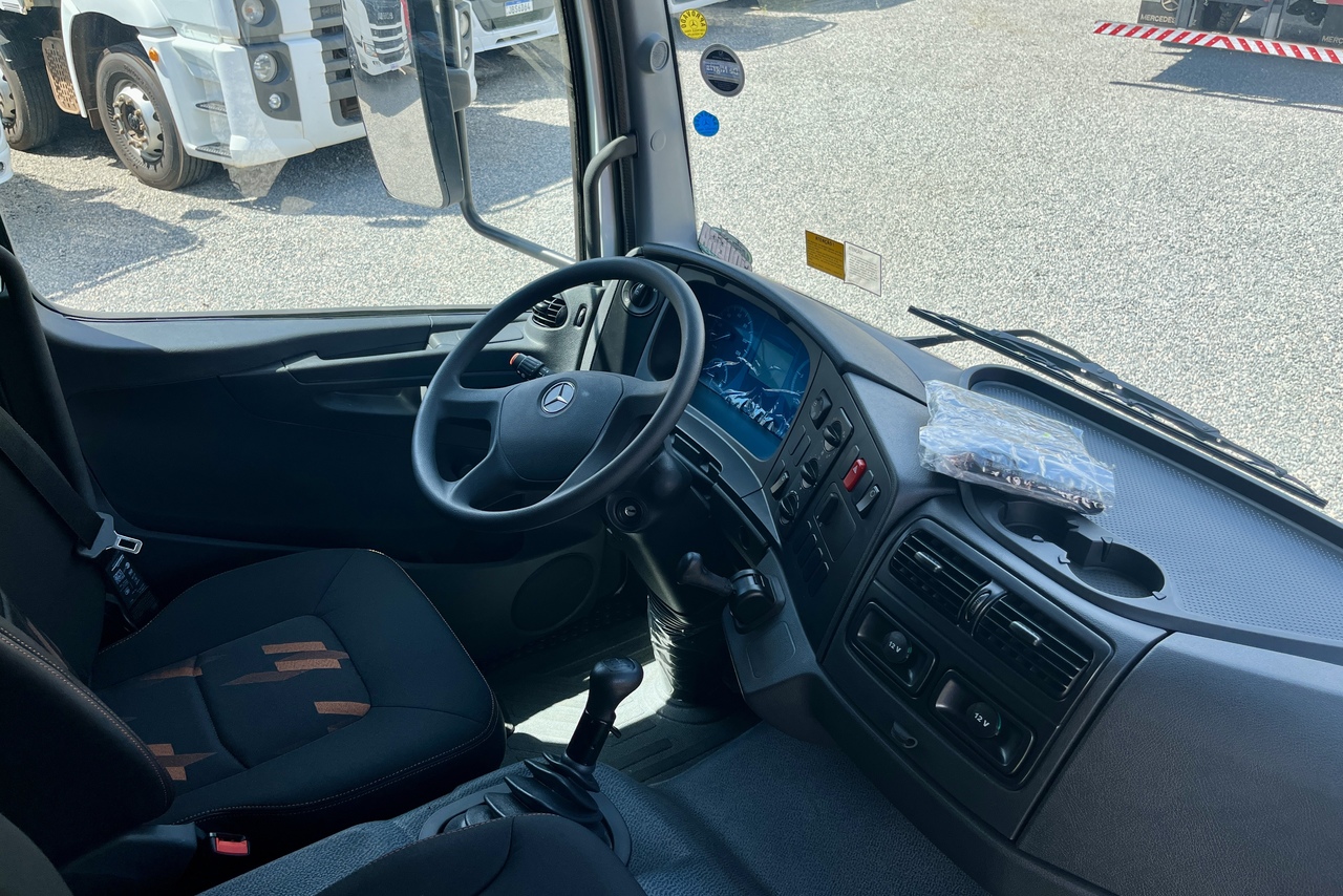Mercedes Benz Atego 1726 - 22/23 11