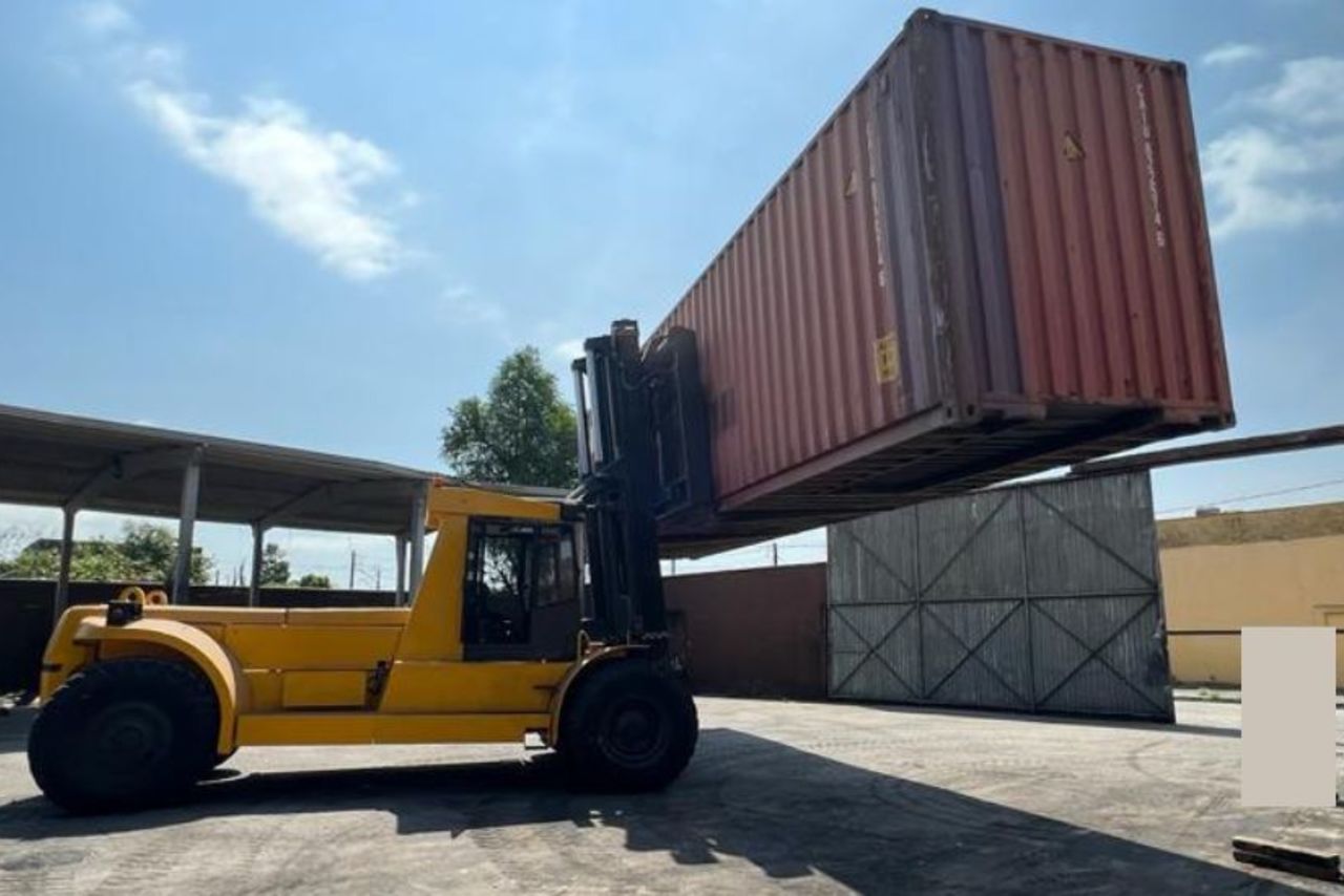 Hyster H700 - 97 8