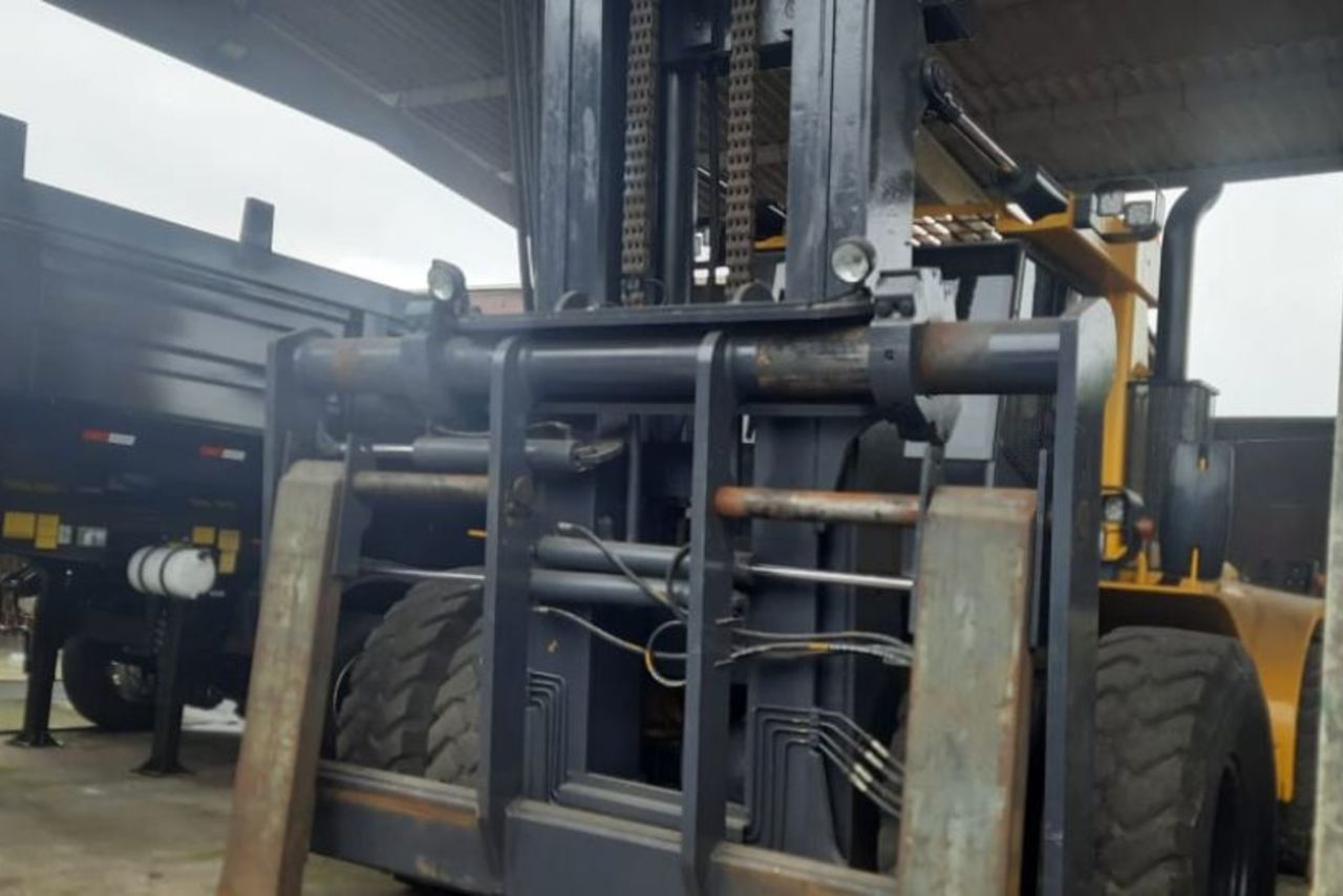 Hyster H700 - 97 13