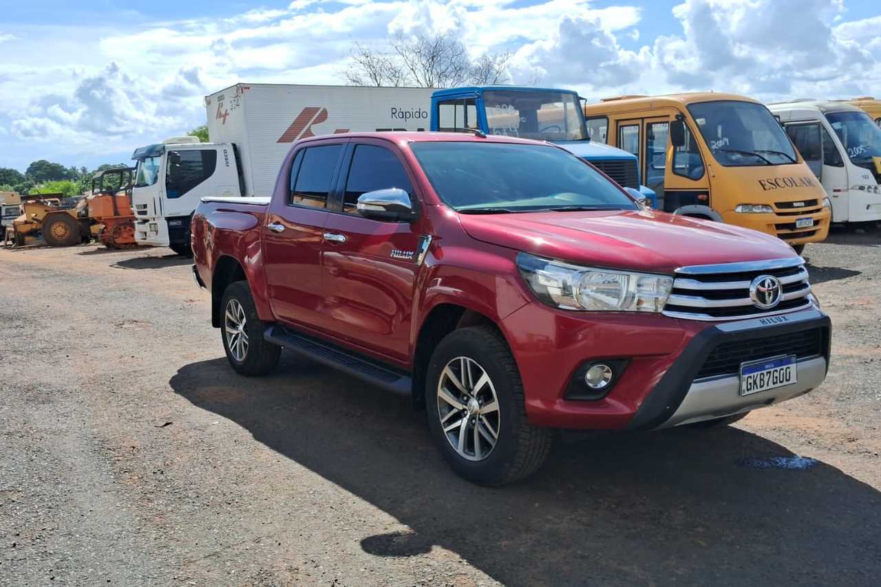 Toyota  HILUX CD4X4  - 16/16 8