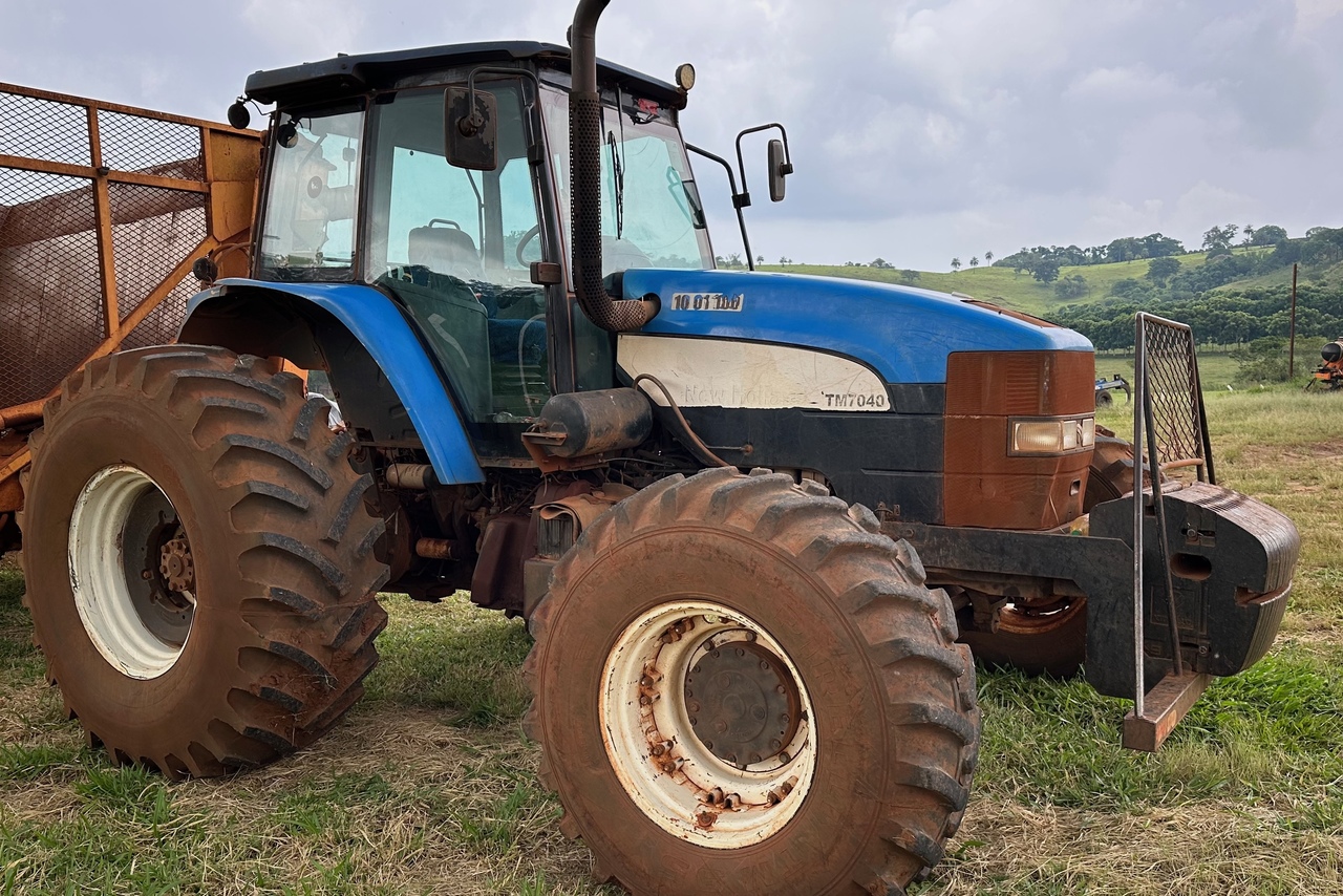 New Holland TM 7040 - 13/13 5