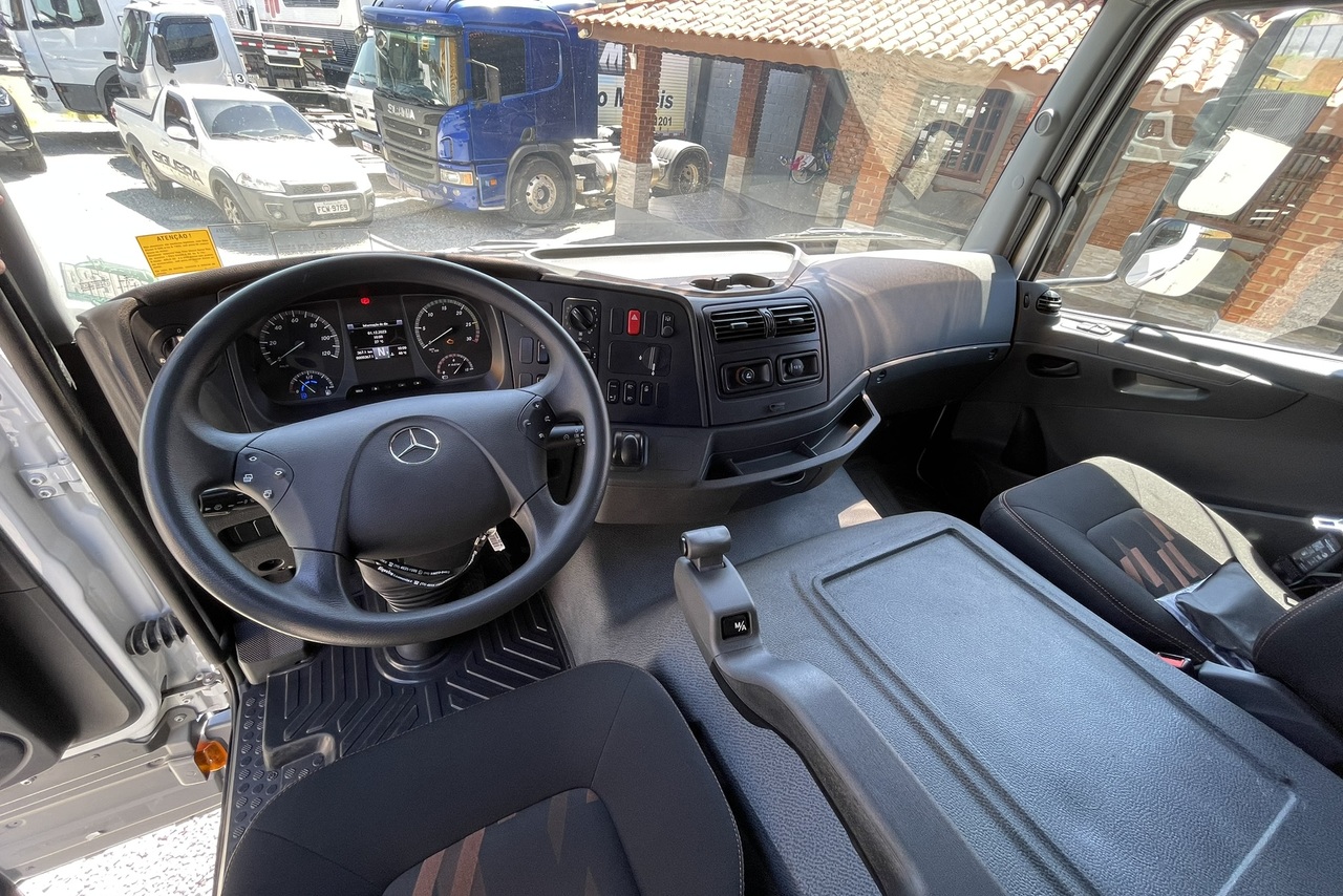 Mercedes Benz Atego 2430 - 21/22 13