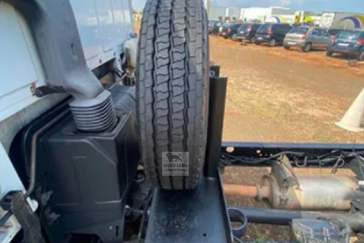 Volkswagen 8 160 - 13/14 4