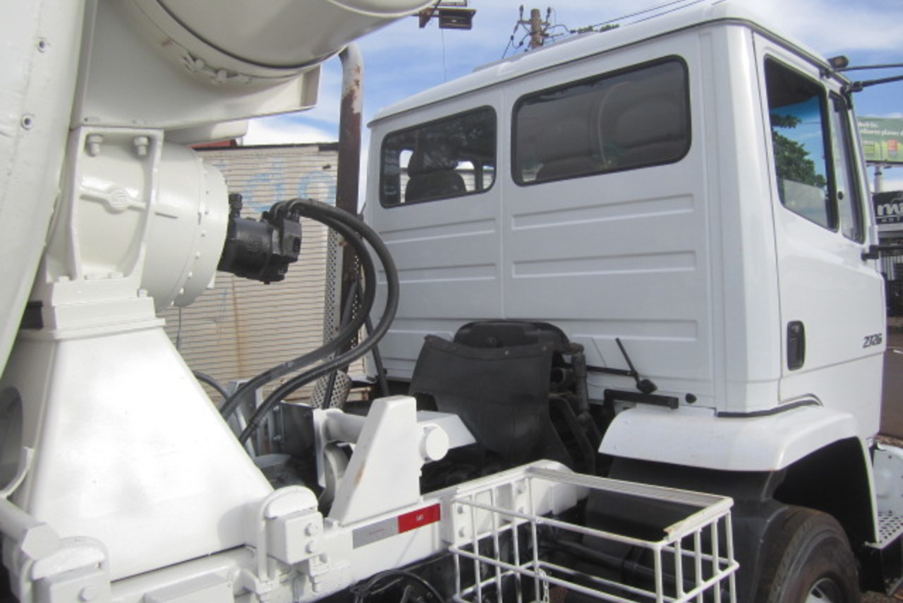 Mercedes Benz Atego 2726 - 11/12 9