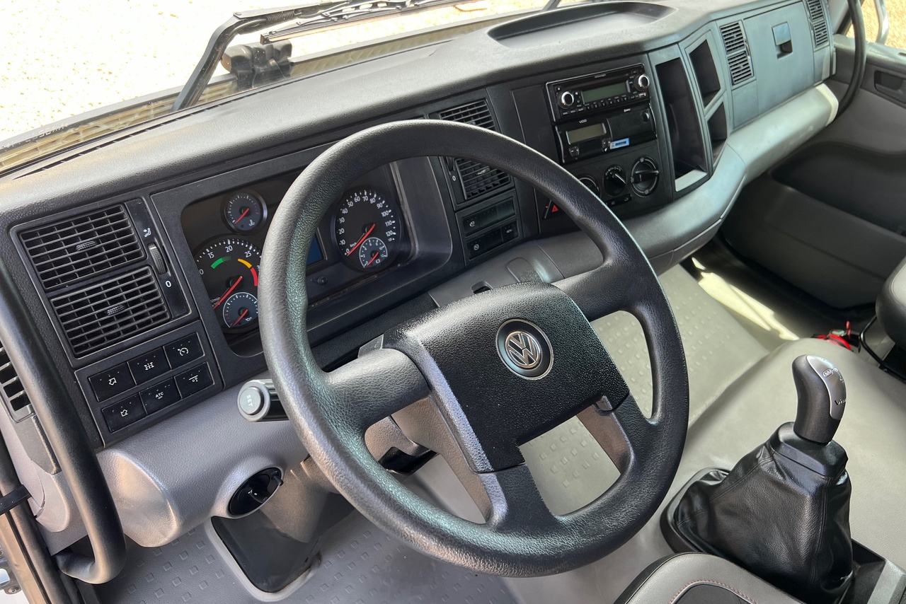 Volkswagen 24-280 E Constellation 6x2 - 21/22 8