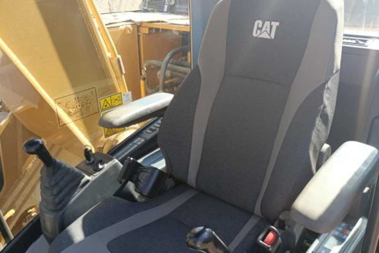 Caterpillar 320 D2L - 13/13 5