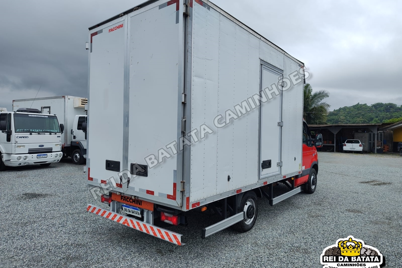 Iveco 35S14 - 13/13 5
