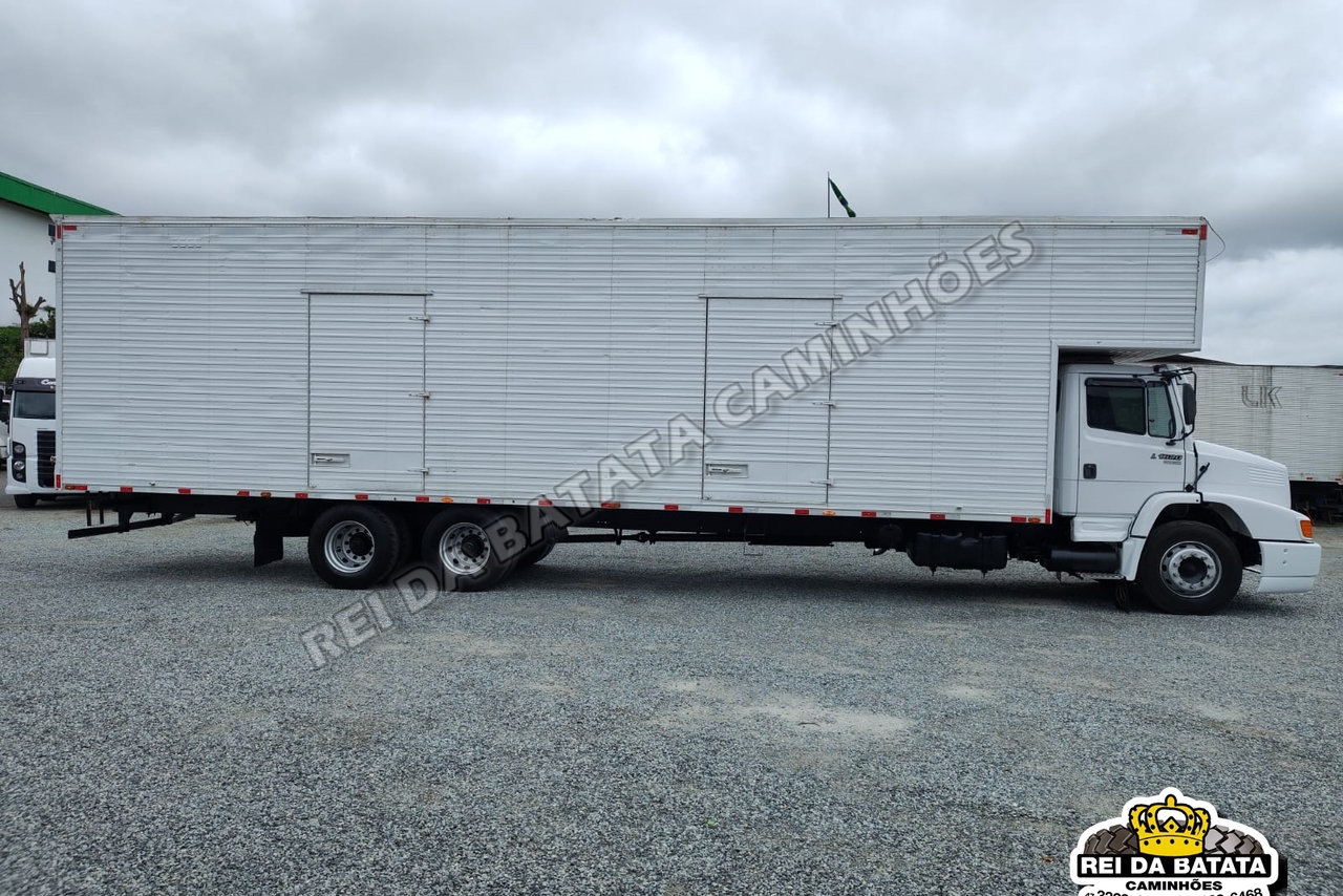 Mercedes Benz MB 1620 - 03/03 5