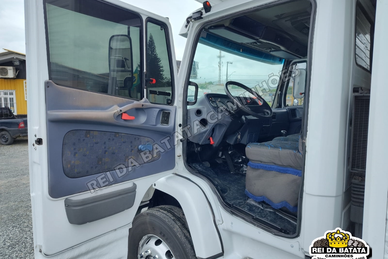 Mercedes Benz MB 1620 - 03/03 7