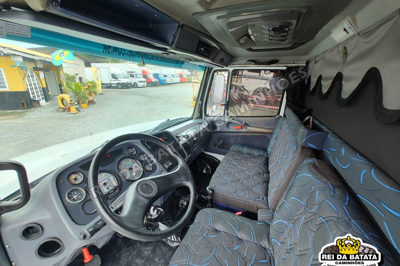 Mercedes Benz MB 1620 - 03/03 10