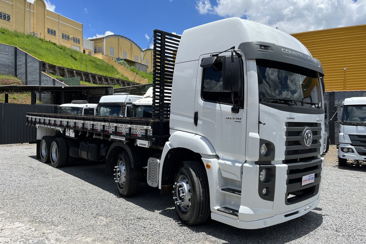 Volkswagen 30-330 Constellation 8x2 - 22/22 3
