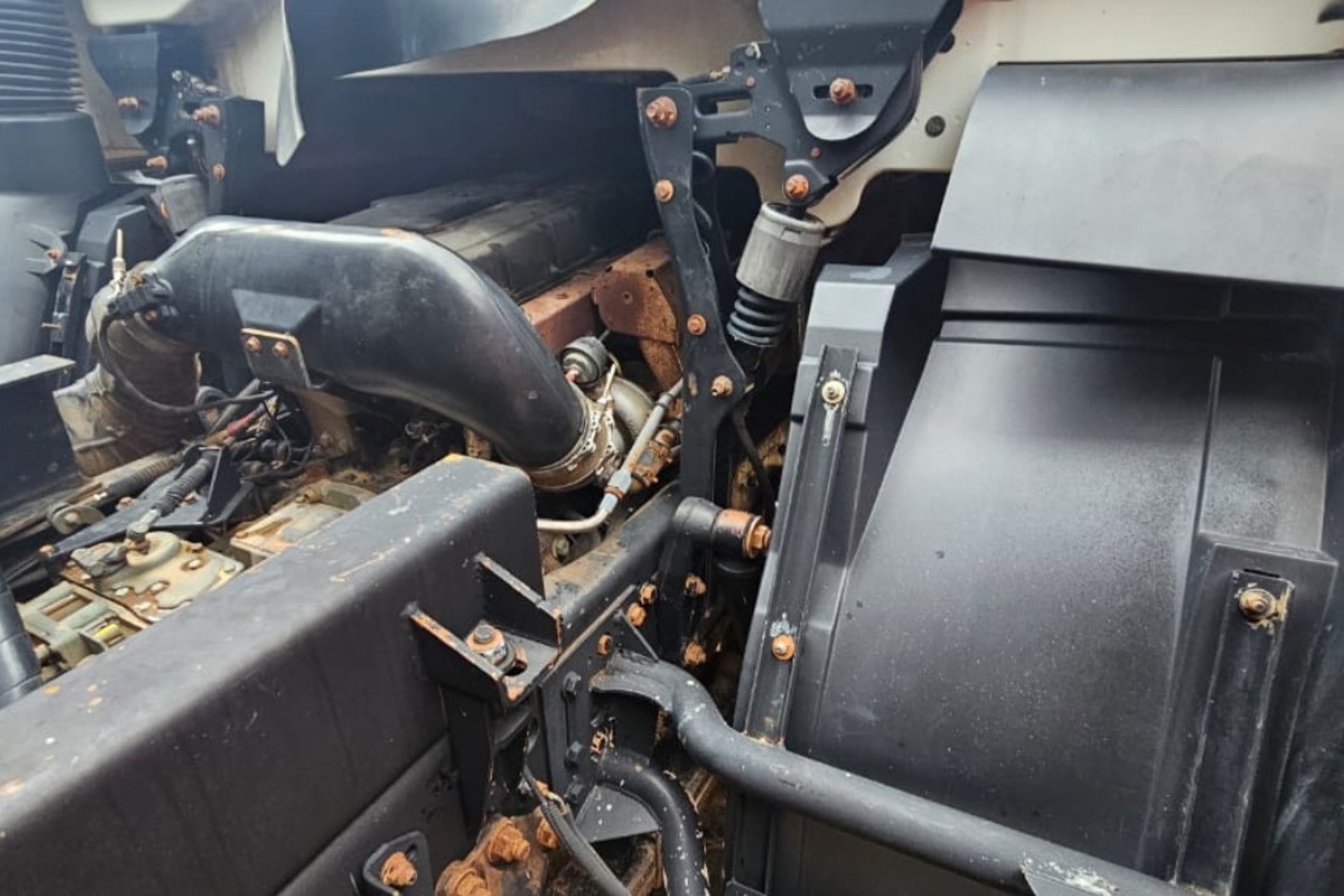 Volkswagen 31-280 E Constel. 6x4 - 13/13 8