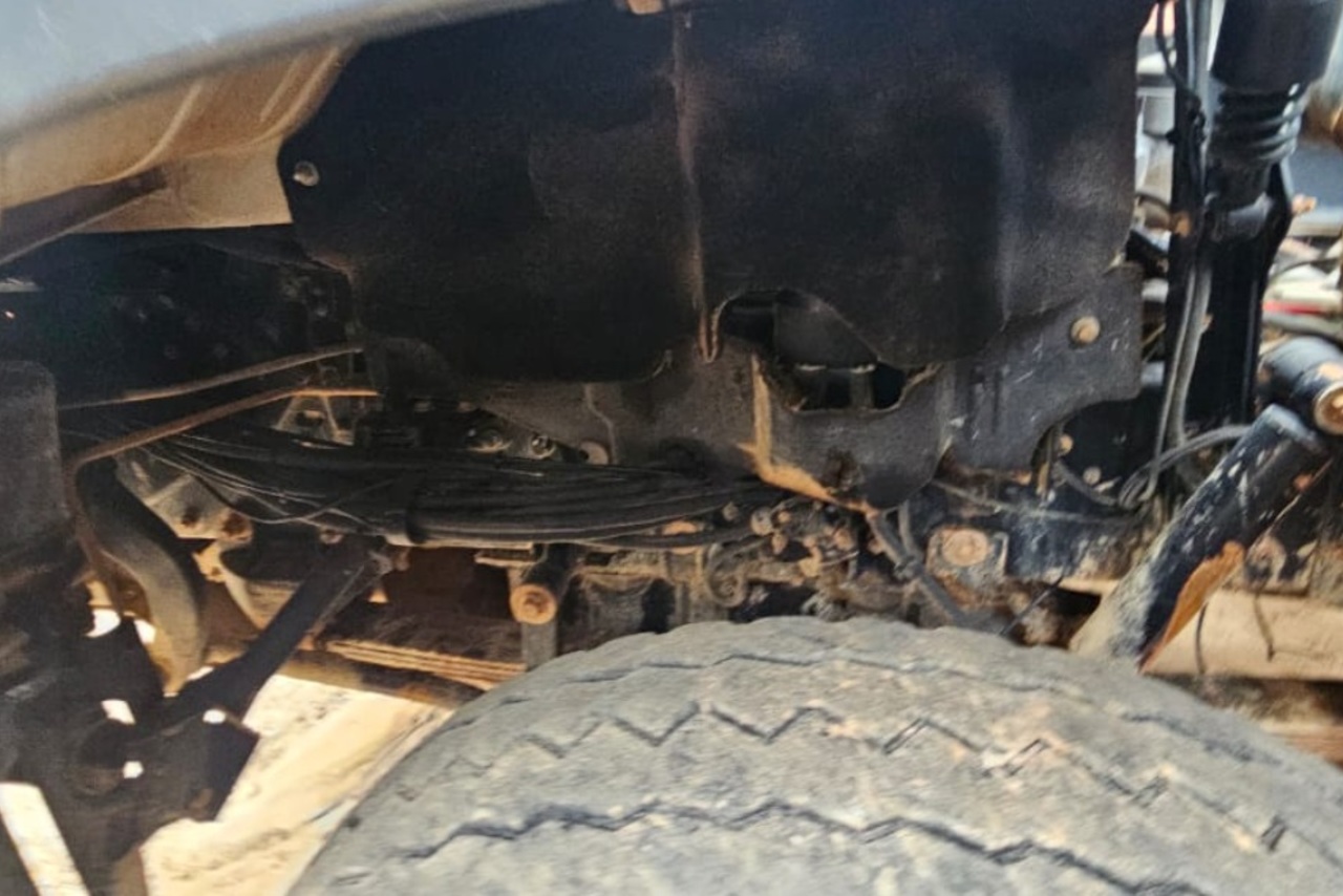Volkswagen 31-280 E Constel. 6x4 - 13/13 9