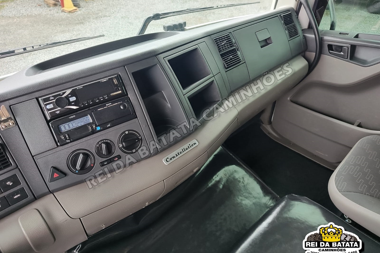 Volkswagen 30-330 Constellation 8x2 - 20/20 12