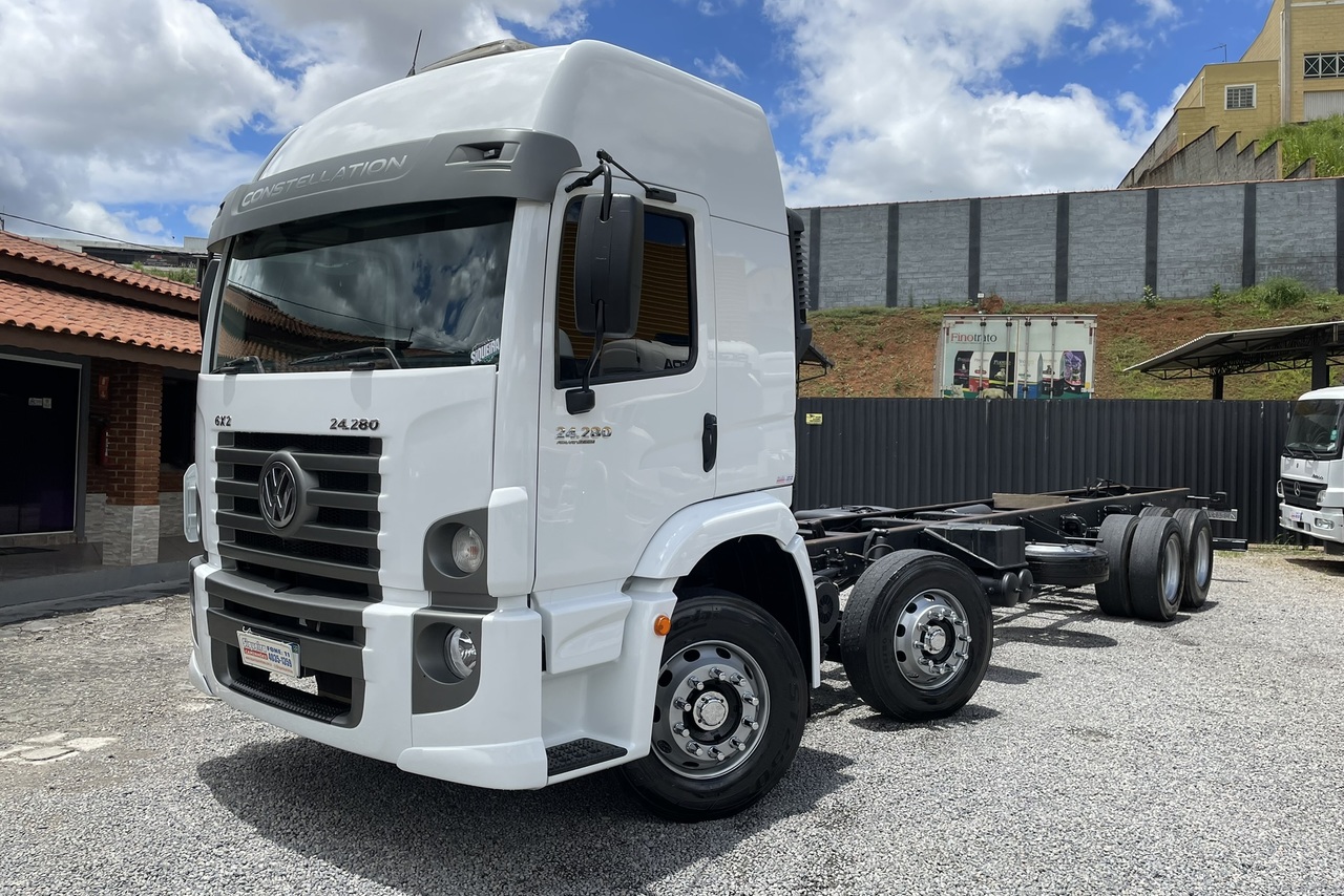 Volkswagen 24-280 E Constellation 6x2 - 12/12 3
