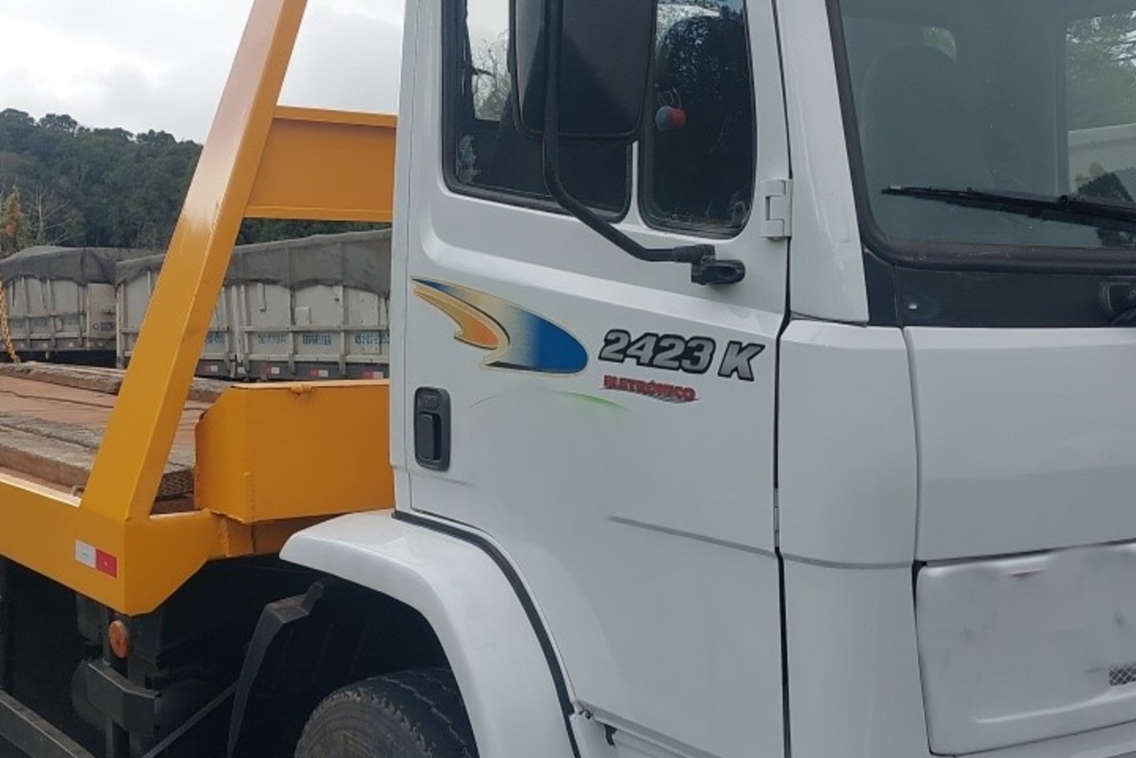 Mercedes Benz Atego 2423 - 08/08 8