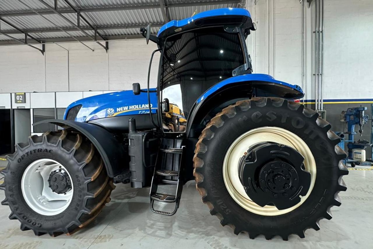 New Holland T7260 - 15/15 3