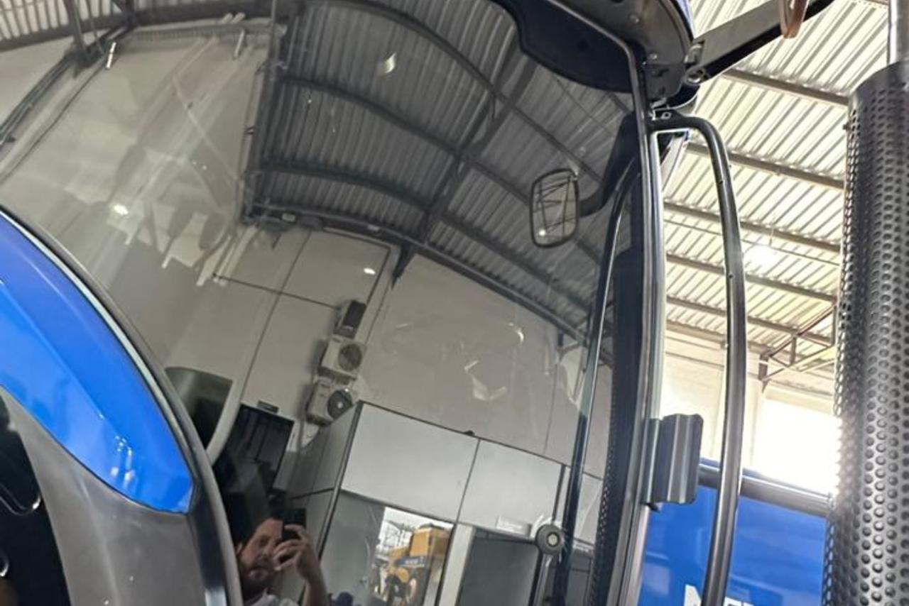 New Holland T7260 - 15/15 12