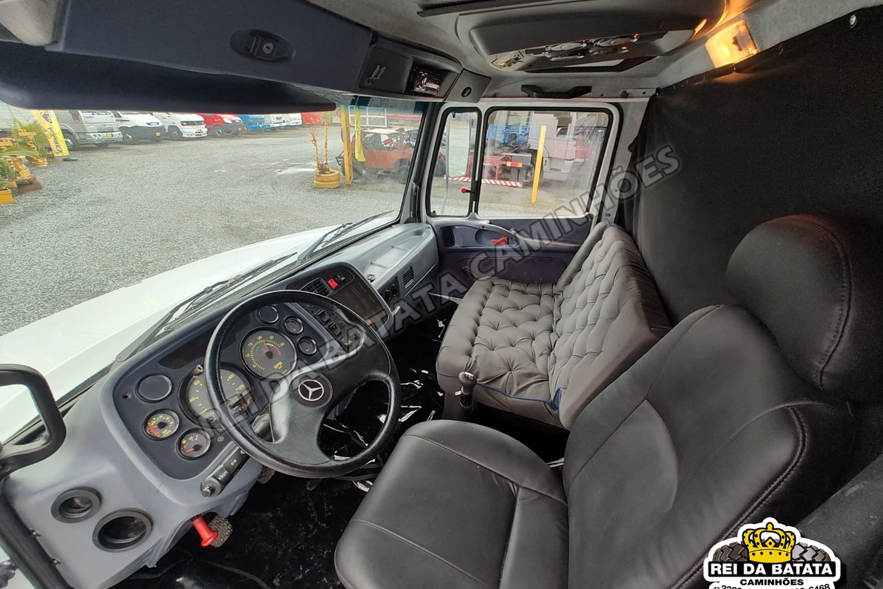 Mercedes Benz MB 1620 - 09/09 10