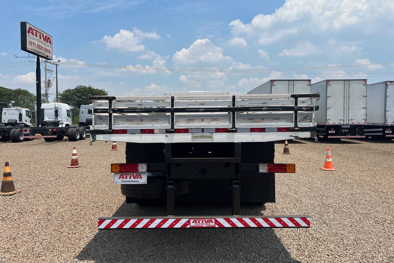 Mercedes Benz Atego 2425 - 09/09 4