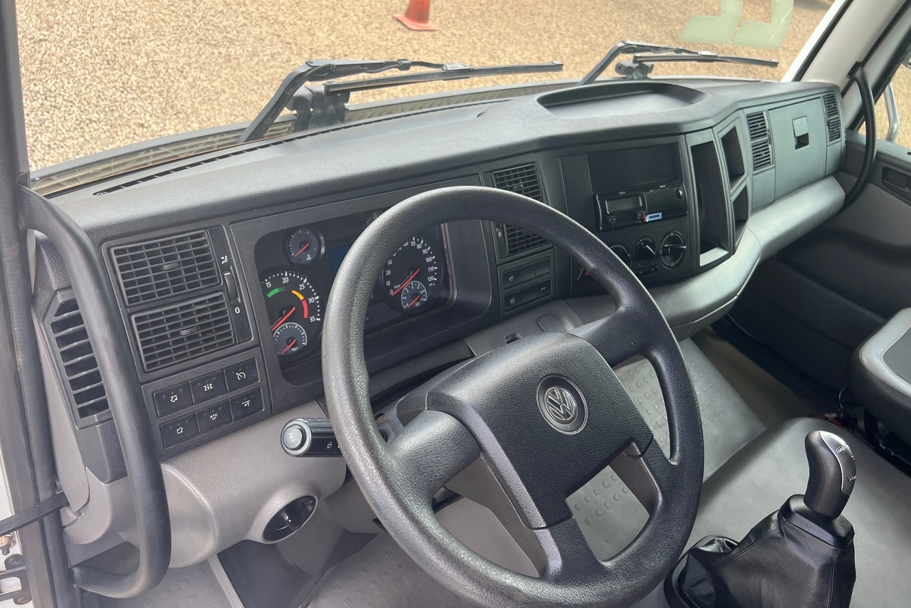 Volkswagen 24-280 E Constellation 6x2 - 21/22 6