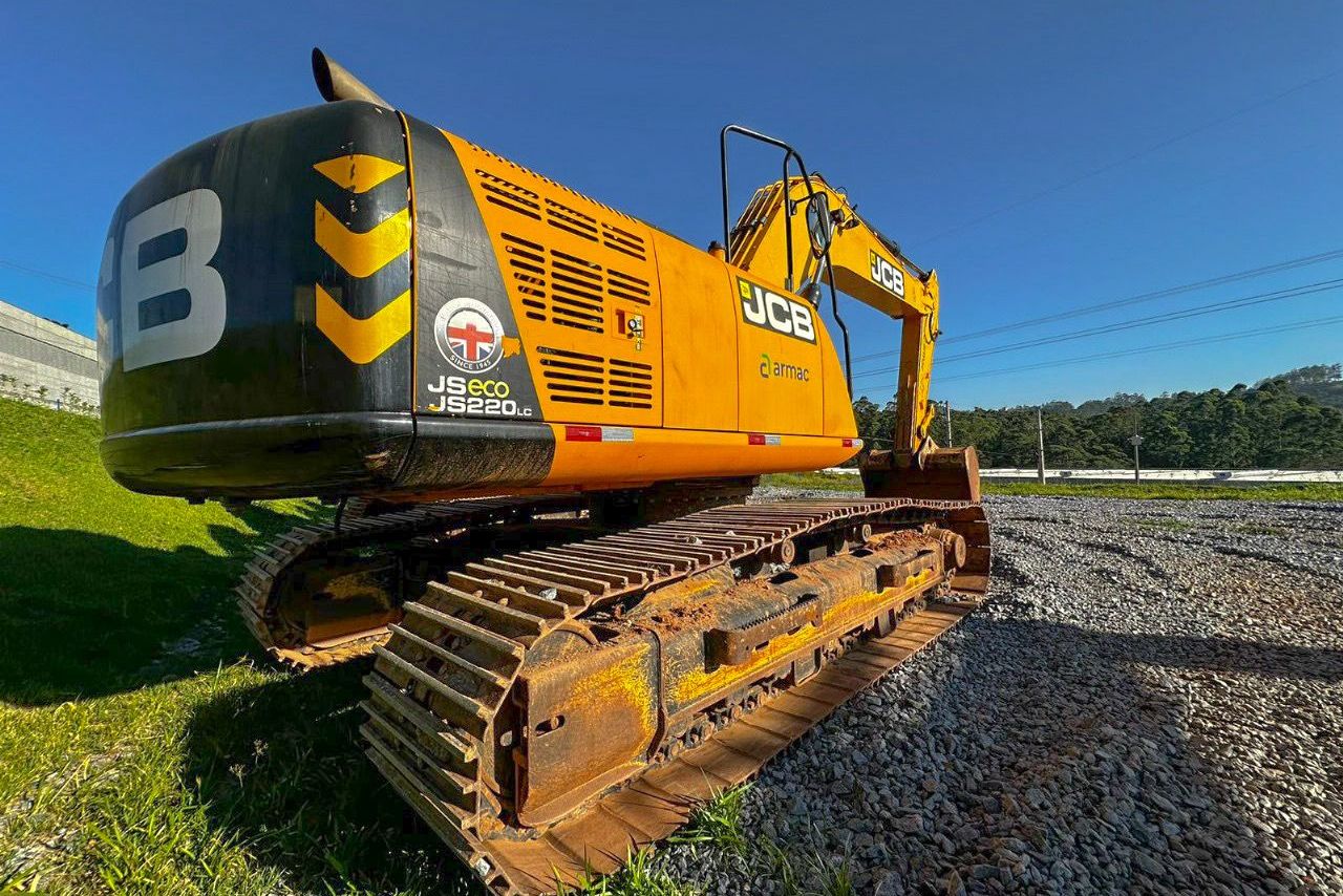 JCB JS220LC - 01/21 3