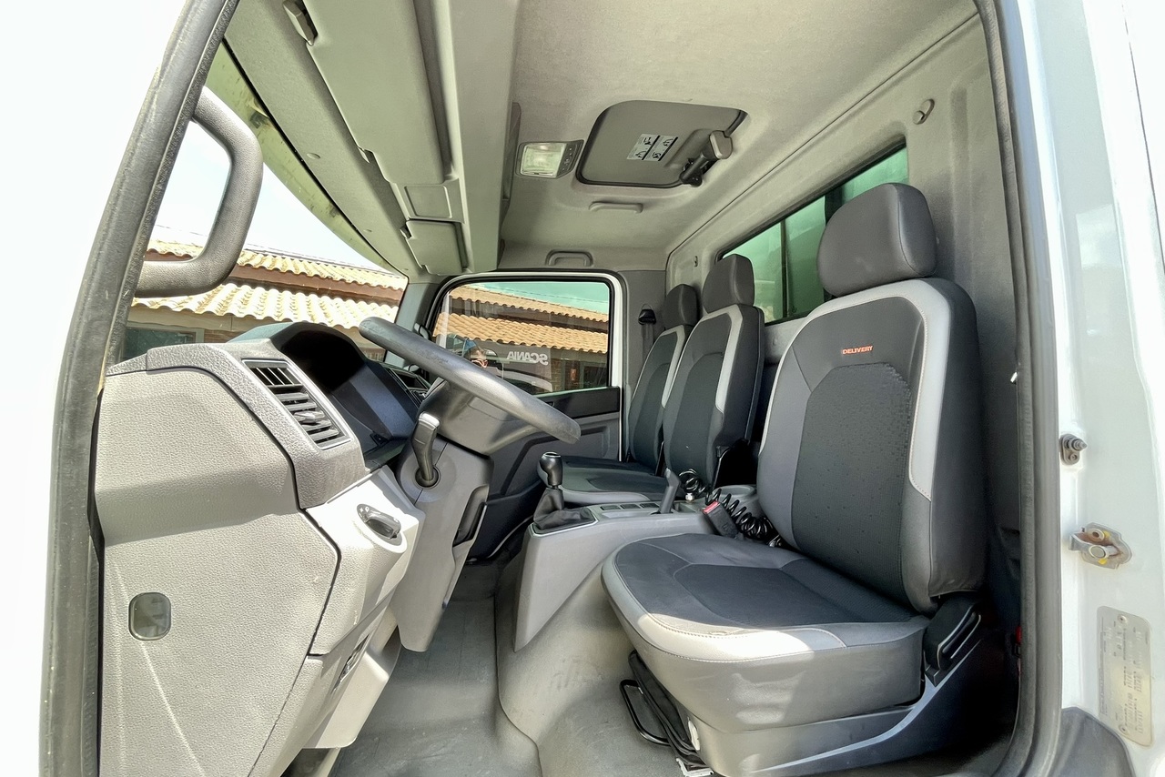 Volkswagen 11-180 Delivery  - 19/20 8