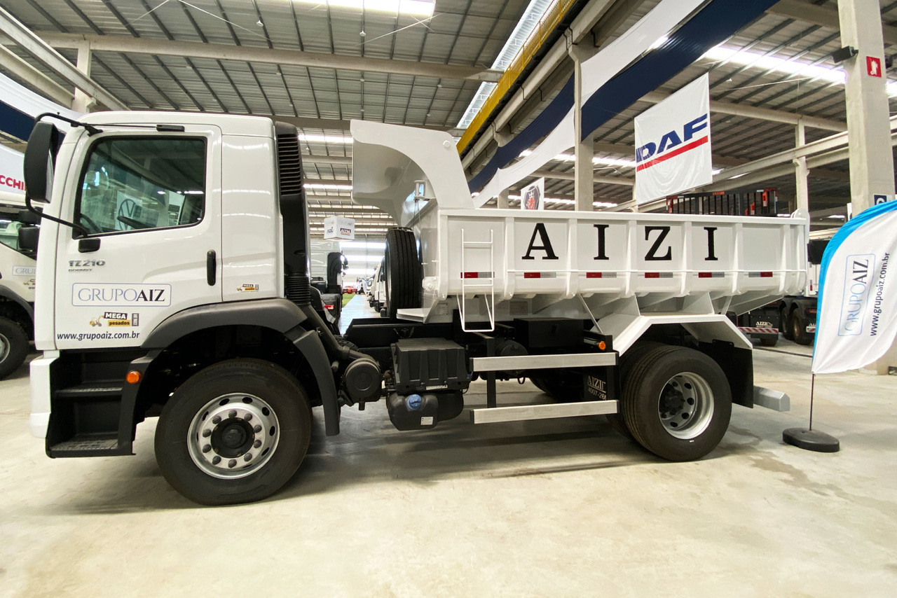 Volkswagen VW 17210 - 24/25 8