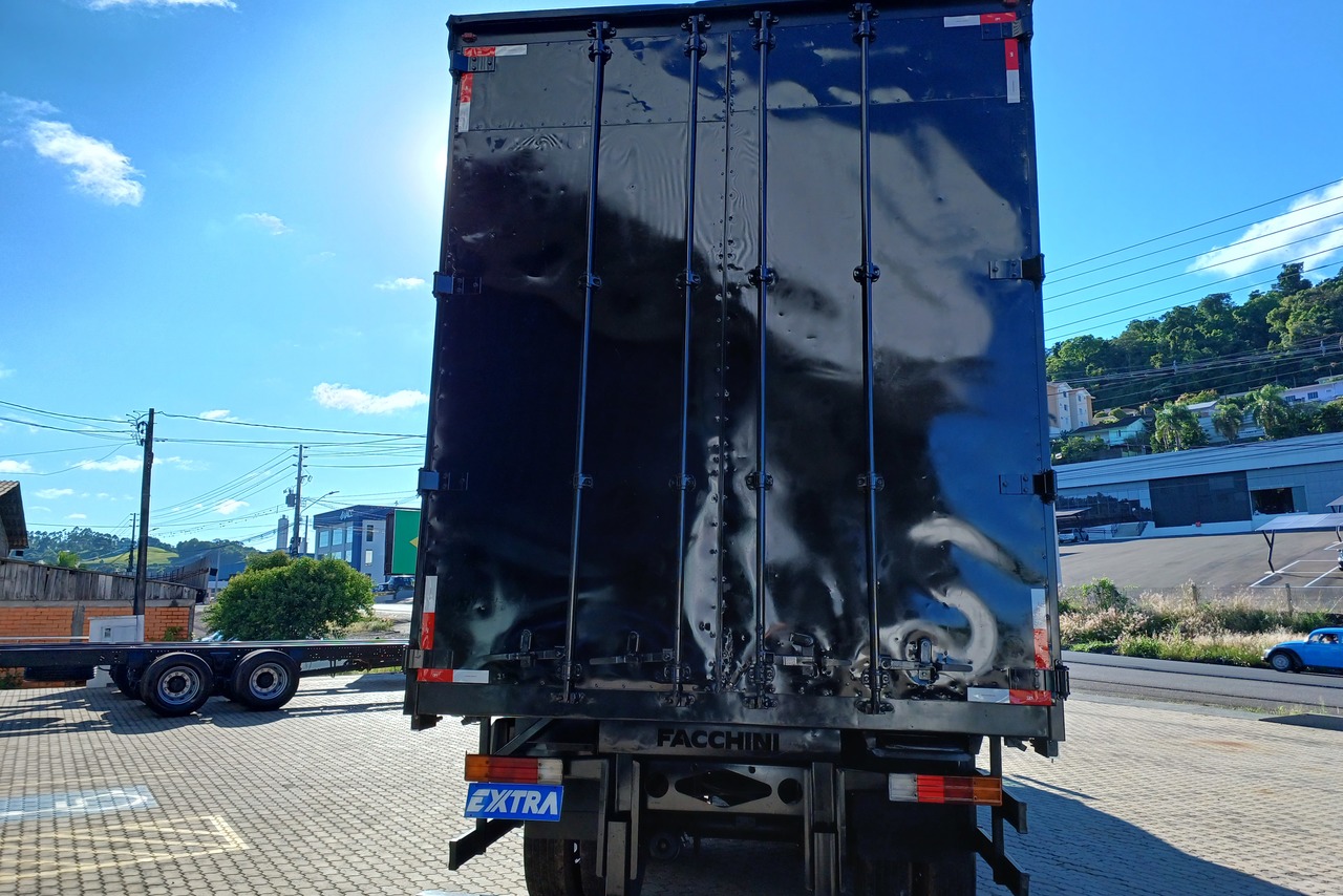 Mercedes Benz Atego 2430 - 14/14 17
