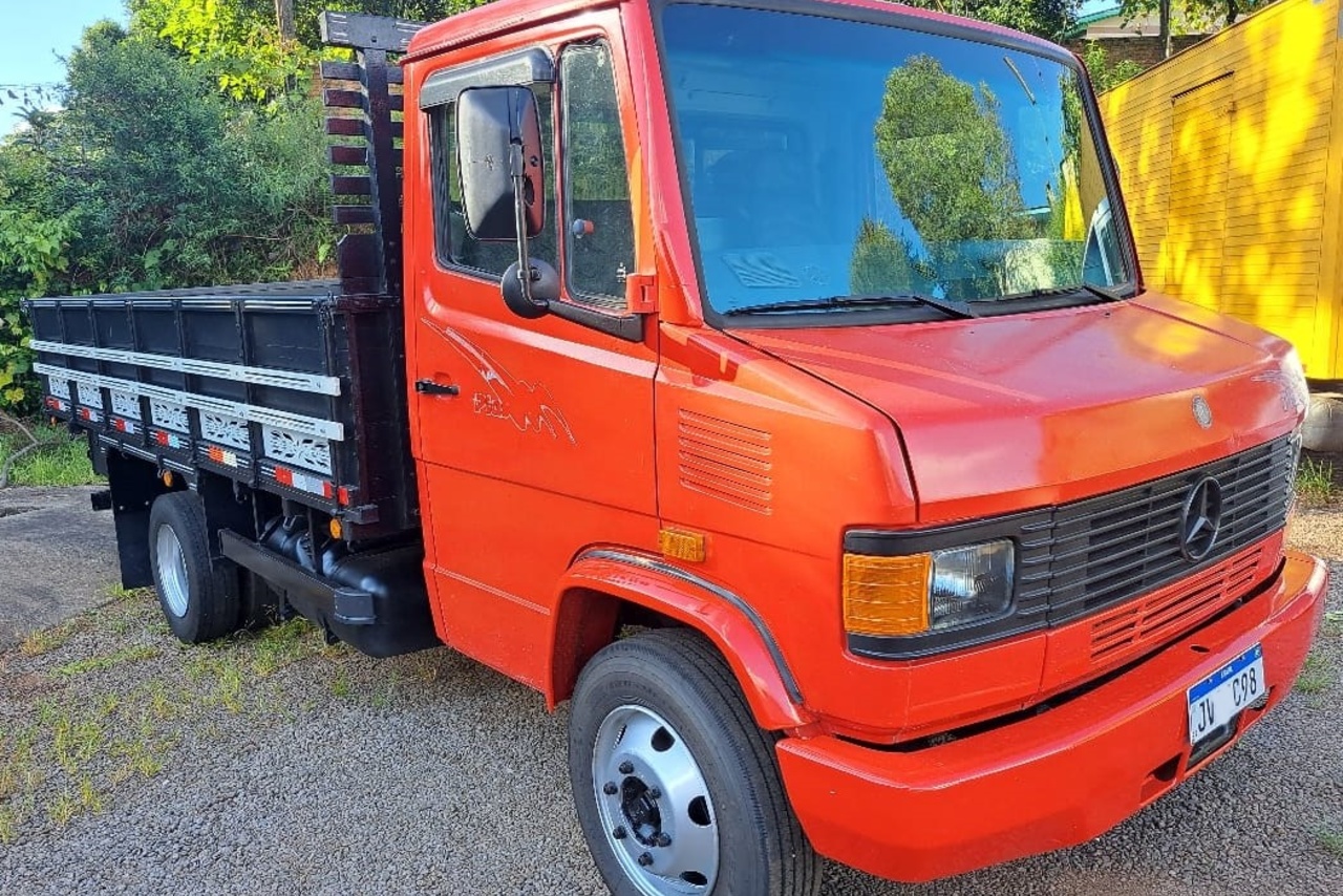 Mercedes Benz MB 710 - 09/10 3