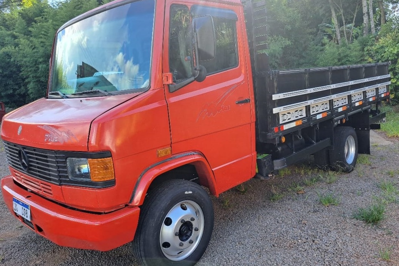 Mercedes Benz MB 710 - 09/10 1