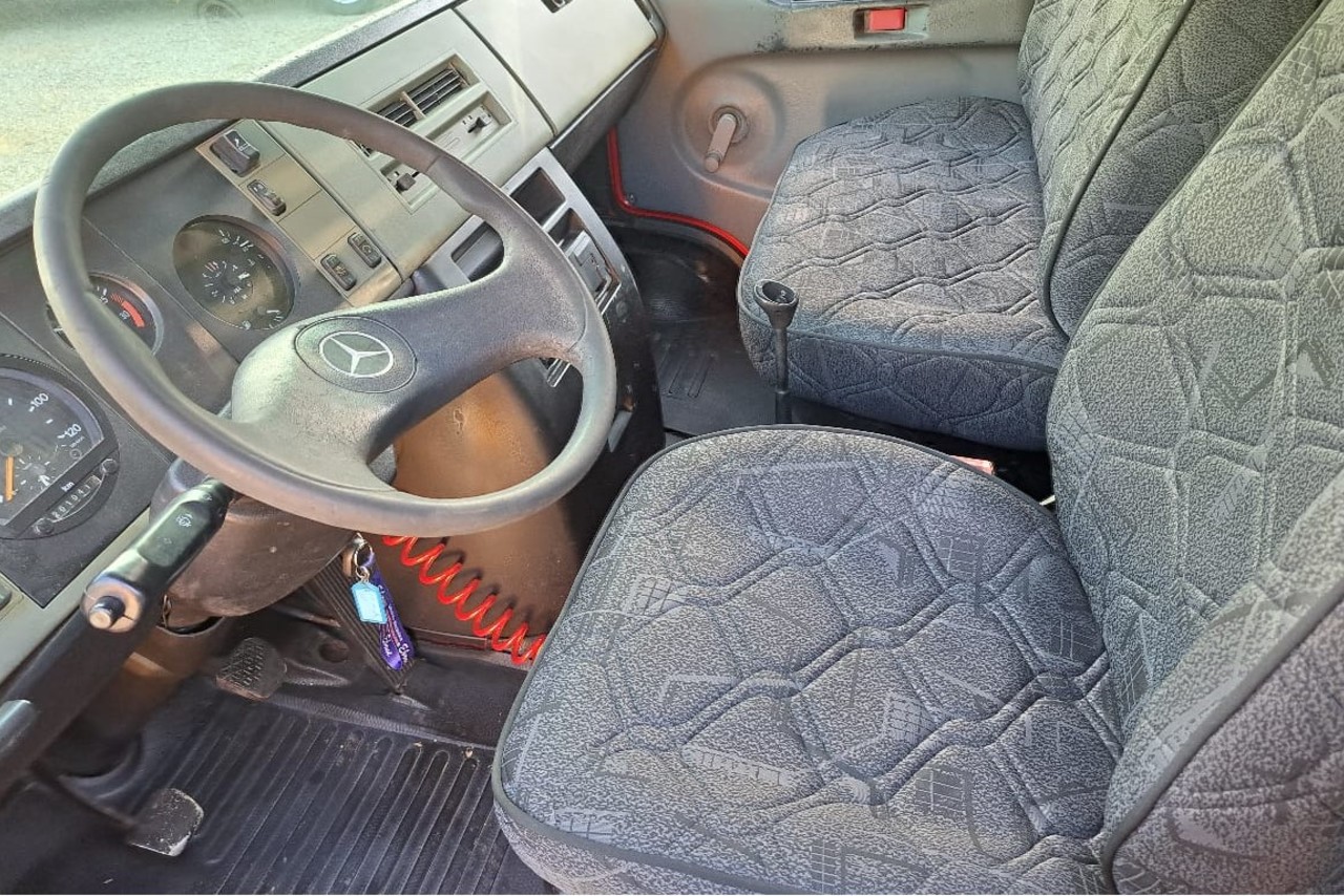 Mercedes Benz MB 710 - 09/10 18