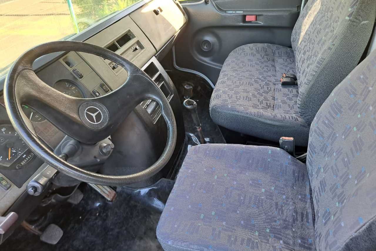 Mercedes Benz MB 710 - 05/05 6