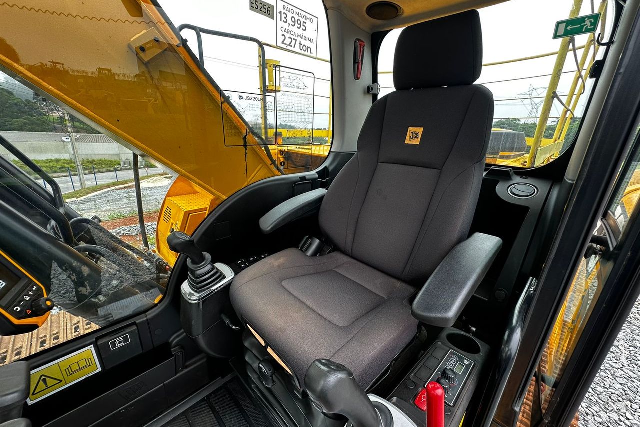 JCB JS220LR - 01/21 8