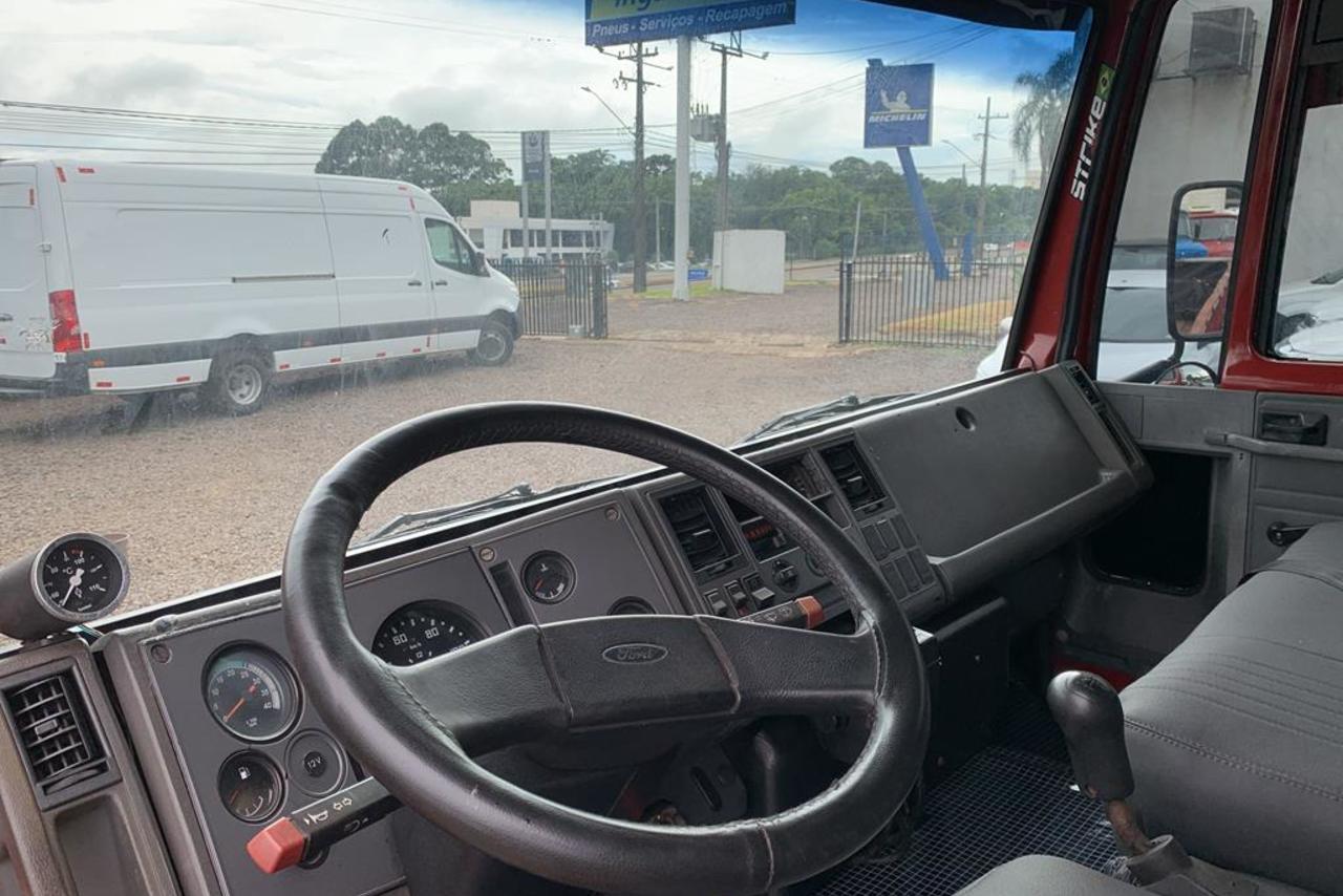 Ford Cargo815 - 00/01 7