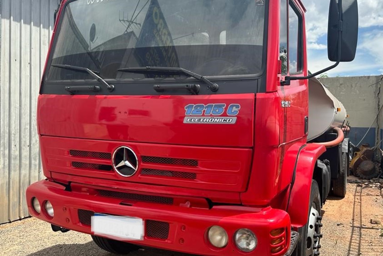 Mercedes Benz MB 1215 - 99/99 5