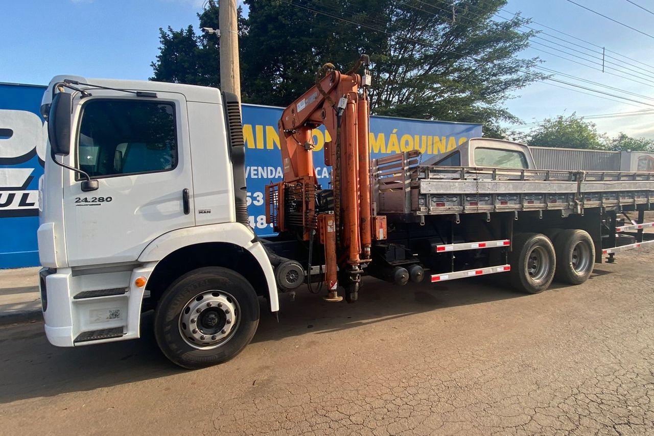Volkswagen 24-280 E Constellation 6x2 - 15/15 5