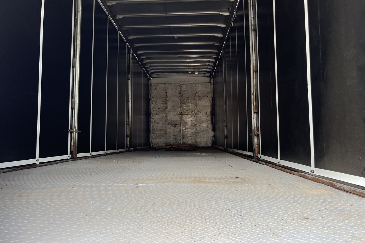Volkswagen 24-280 E Constellation 6x2 - 12/12 5